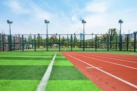 马克斯·阿莱恩将入选周三对阵布莱顿的曼城大名单，并有望在周六足总杯对阵埃克塞特城的比赛中首发。